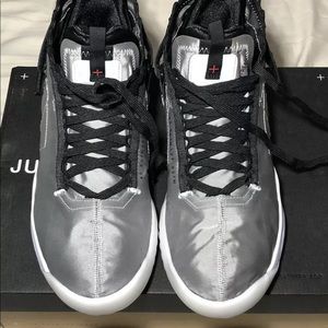 Jordan Proto-React Size 9